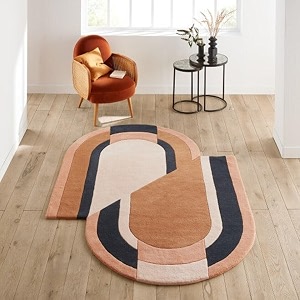 Irregular Shape Handmade Woolen Carpet Pink Colour