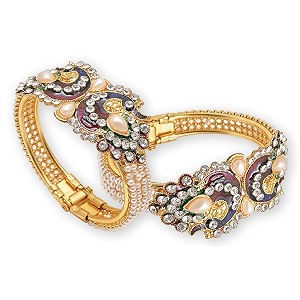 JDX Gold Plated Adjustable Gand Bracelet for