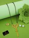 Jewel WORLD Alloy Gold-plated Gold, White Jewellery Set