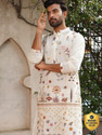 Jompers Men Embroidered Straight Kurta