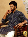 Jompers Men Embroidered Straight Kurta