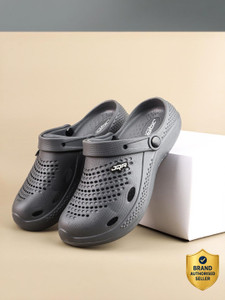 JQR Men SKYLOGS-01 Slides