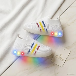 inchJugnu inch LED Light-Up Baby Shoes