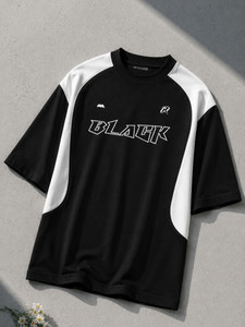 Jump Cuts Colorblock Men Round Neck Black