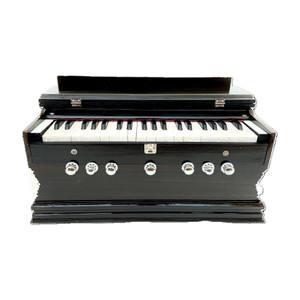 khalsa musical l 7 stopper double bellow two fold bellow bass reed 7 stopper double bellow 39 keys octave hand pumped harmonium 32 octave hand pumped harmonium
