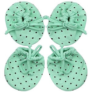 knotted cotton mittens booties combo for inflantbaby mittens booties sethosiery cotton mittens and booties for new born inflantmulticolor 0-6 month -pack of 2 set