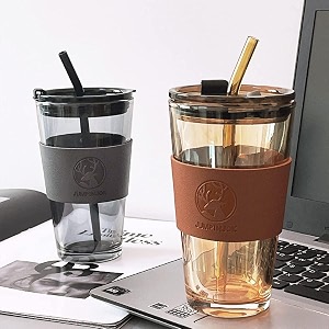 kikiluxxa glass reusable sipper bottle with leather sleeve glass coffee mug with silicone straw and leakproof lid tumbler for coffeetea milk beverages 400ml - pack of 2 pritaxo bnw