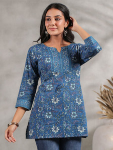 Kirnya Women Printed Straight Kurta