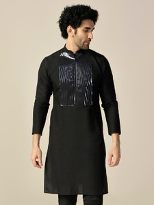 Kisah Embellished Cotton Blend Straight Kurta for