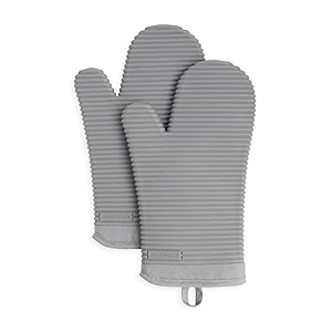 kitchenaid ribbed soft silicone oven mitt 2-pack set 7534x1334 grey