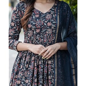 KLOSIA Women Viscose Anarkali Kurta Pant with