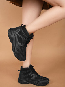 Knoos High ankle Sneakers For Women