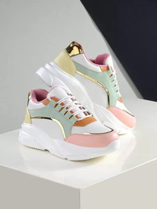 Knoos Sneakers For Women