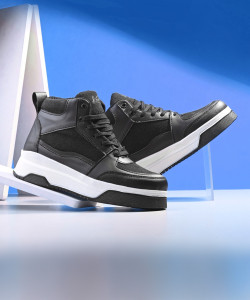 Knoos Sneakers For Women