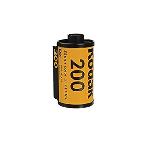 kodak kodacolor gold 200 35mm color negative roll film iso 36 exposure