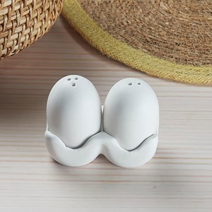 kookee ceramic salt pepper set with tray for dining table  white 8580