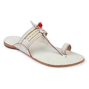 KORAKARI Mens Kolhapuri Chappal Handcrafted Sandal Smooth