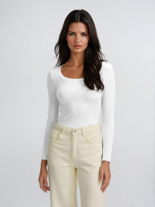 kotty solid women scoop neck white t-shirt