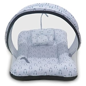 kradyl kroft baby mosquito net flat bed  play mat for kids with cotton outer fabric  half openable mosquito net flat mat for baby playtimes little penguin
