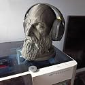 Kratos Head Display & Headphone Stand | Gaming Headset Holder for Desk | Mythology Inspired Gamer Room Decor | Collectible Display Stand for Headphones, Gaming Setup & Desk Organization