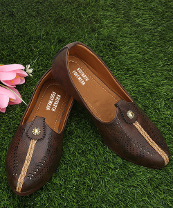 Kritarth Jutis For Men