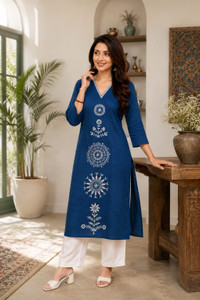 KULTURECREATION Women Embroidered Straight Kurta