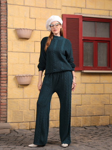 kvetoo self design women track suit