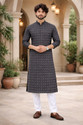 LADSLOOM Men Solid Straight Kurta