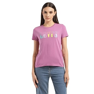 Levis Womens Regular Fit Graphic T-Shirt