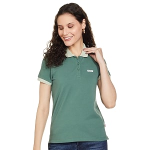 Levis Women T-Shirt