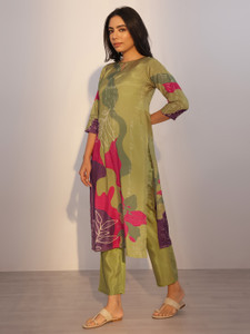 LIBAS Women Kurta Pant Dupatta Set