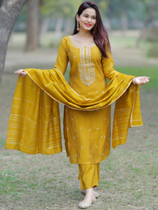 LIBAS Women Kurta Pant Dupatta Set