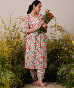 LIBAS Women Kurta Salwar Set