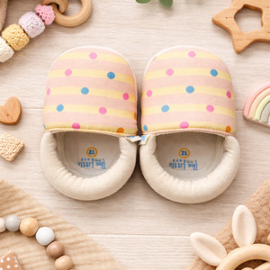 The Little Lookers Booties