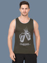 Looks United Men Vest