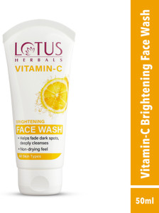 LOTUS HERBALS Vitamin C Brightening Helps