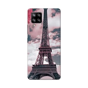 Lovers Famous Place Eiffel Tower in Paris