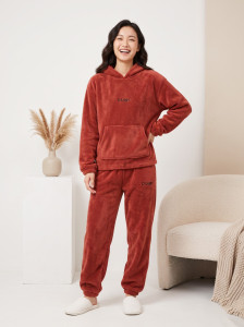 lugo women printed red night suit set