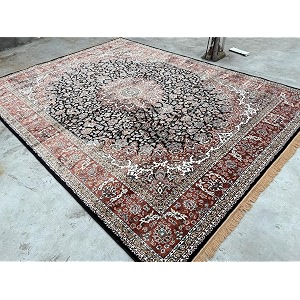 Luxury Silk Carpet 5 x 7 FEET