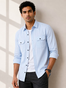 Lyphy Men Solid Casual Light Blue Shirt