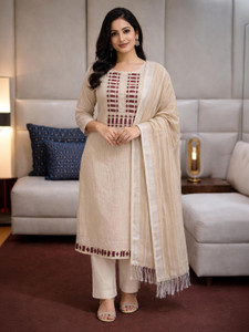 M I TEXTILE Women Kurti Pant Dupatta
