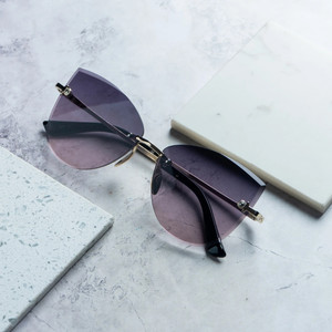 The Magnifique Rectangular Sunglasses