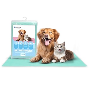 pet dry sheet small- green  size-70cm x 50cm  for all pets  waterproof reusable pee pads for dogs  cat mat  washable pet dry sheet  training pads for dogs  odor remover  quick dry