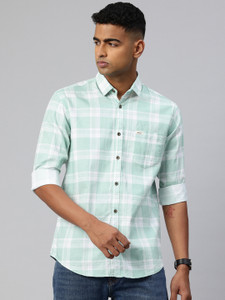 Majestic Man Men Slim Fit Checkered Spread
