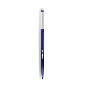 makeup revolution brush queen detailed eye brush multi