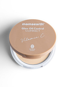 mamaearth glow oil control compact spf 30 with vitamin c  turmeric for 2x instant glow compact