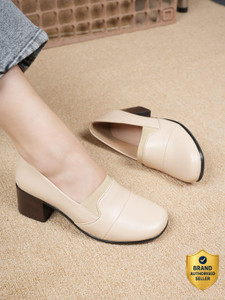 mast  harbour women heels