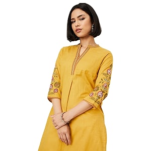 Max Cotton Blend Women Kurta Regular