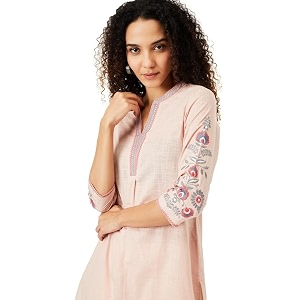 Max Cotton Blend Women Kurta Regular