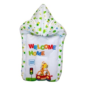 mee mee 3 in 1 baby bed sleeping bag amp carry nest animal print shearing finish amp cotton soft from inside machine washable amp portable bassinet 0m green